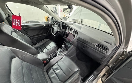 Volkswagen Tiguan II, 2018 год, 3 400 000 рублей, 14 фотография