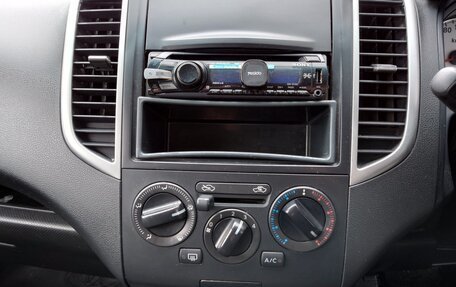 Nissan Wingroad III, 2005 год, 490 000 рублей, 11 фотография