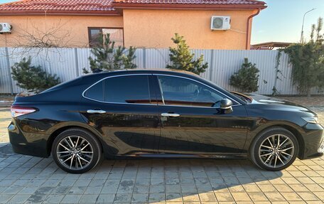 Toyota Camry, 2023 год, 3 600 000 рублей, 4 фотография