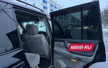 Toyota Land Cruiser 100 рестайлинг 2, 2007 год, 2 350 000 рублей, 11 фотография