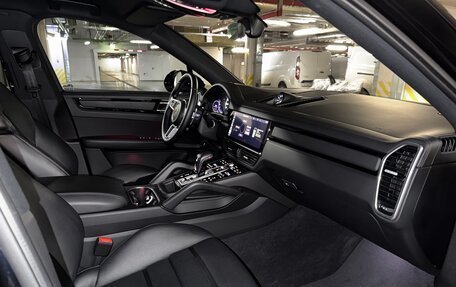 Porsche Cayenne III, 2021 год, 10 590 000 рублей, 12 фотография