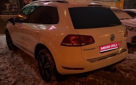 Volkswagen Touareg III, 2013 год, 2 550 000 рублей, 1 фотография