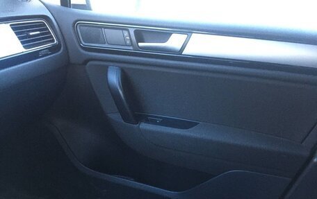 Volkswagen Touareg III, 2013 год, 2 550 000 рублей, 11 фотография