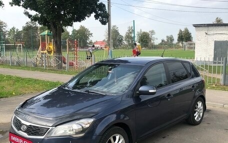 KIA cee'd I рестайлинг, 2010 год, 600 000 рублей, 1 фотография