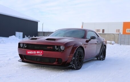Dodge Challenger III рестайлинг 2, 2022 год, 15 000 000 рублей, 3 фотография