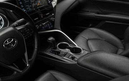 Toyota Camry, 2021 год, 16 фотография