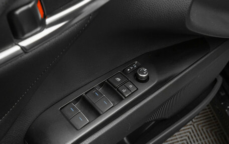 Toyota Camry, 2021 год, 21 фотография