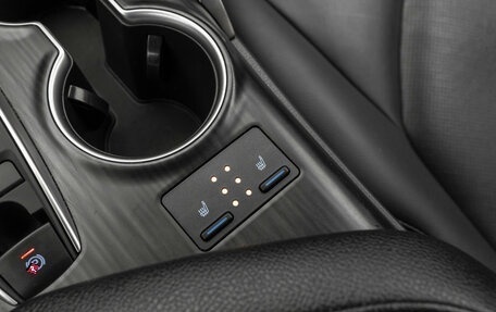 Toyota Camry, 2021 год, 23 фотография