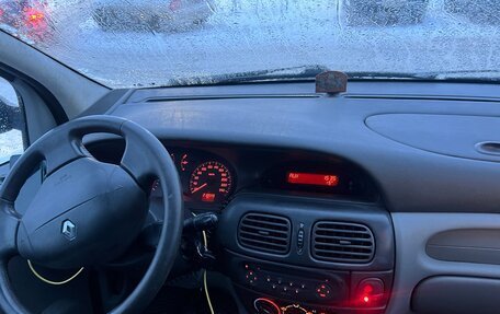 Renault Scenic III, 2002 год, 380 000 рублей, 7 фотография