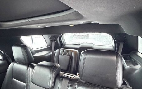 Ford Explorer VI, 2013 год, 1 650 000 рублей, 15 фотография