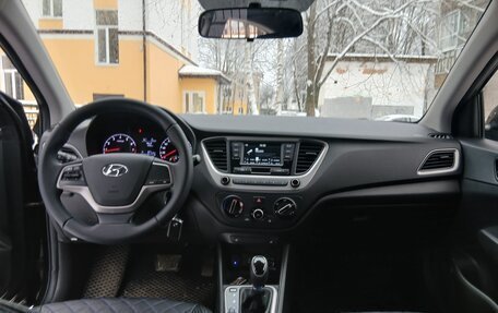 Hyundai Solaris II рестайлинг, 2017 год, 1 150 000 рублей, 11 фотография