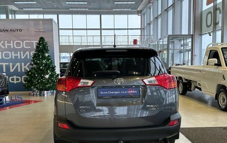 Toyota RAV4, 2013 год, 1 700 000 рублей, 5 фотография