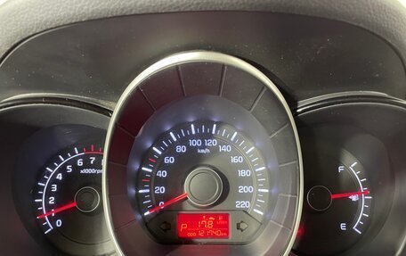 KIA Rio III рестайлинг, 2015 год, 953 000 рублей, 15 фотография