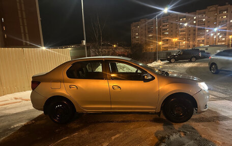 Renault Logan II, 2015 год, 600 000 рублей, 7 фотография