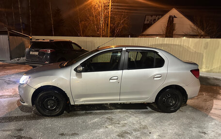 Renault Logan II, 2015 год, 600 000 рублей, 14 фотография