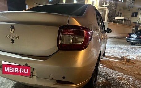 Renault Logan II, 2015 год, 600 000 рублей, 13 фотография