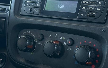 Renault Trafic, 2016 год, 1 899 900 рублей, 9 фотография