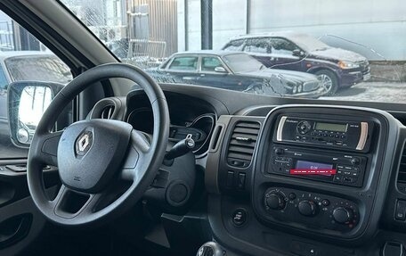 Renault Trafic, 2016 год, 1 899 900 рублей, 6 фотография