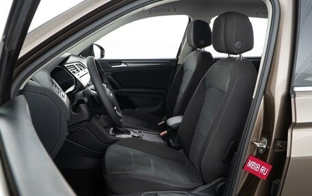 Volkswagen Tiguan II, 2017 год, 2 985 444 рублей, 11 фотография