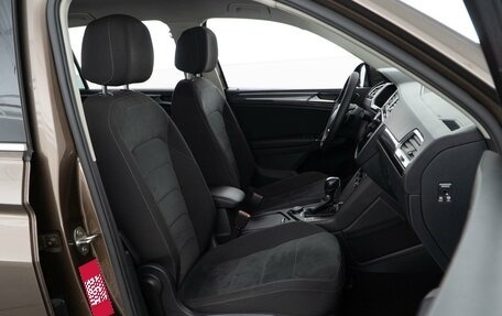 Volkswagen Tiguan II, 2017 год, 2 985 444 рублей, 9 фотография