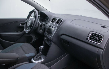 Volkswagen Polo VI (EU Market), 2019 год, 1 450 000 рублей, 9 фотография