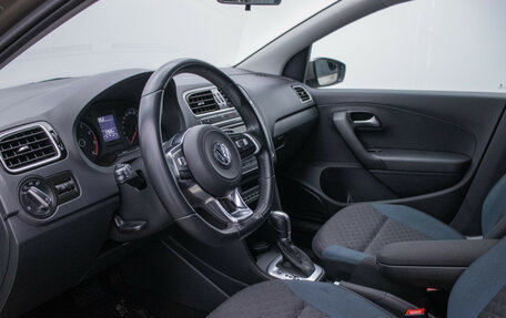 Volkswagen Polo VI (EU Market), 2019 год, 1 450 000 рублей, 10 фотография