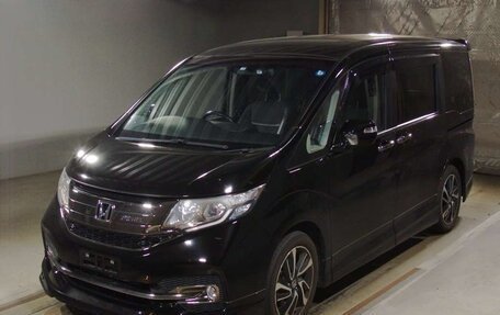 Honda Stepwgn IV, 2015 год, 1 890 000 рублей, 1 фотография