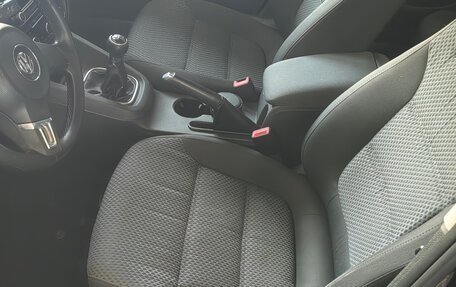 Volkswagen Jetta VI, 2011 год, 930 000 рублей, 13 фотография