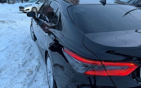 Toyota Camry, 2019 год, 3 200 000 рублей, 4 фотография