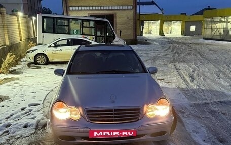 Mercedes-Benz C-Класс, 2002 год, 830 000 рублей, 2 фотография
