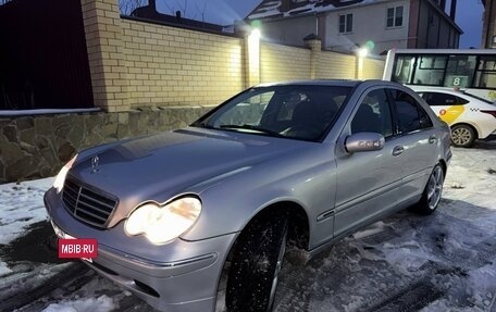 Mercedes-Benz C-Класс, 2002 год, 830 000 рублей, 3 фотография