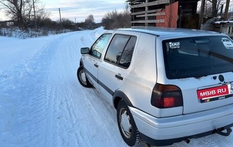 Volkswagen Golf III, 1997 год, 300 000 рублей, 3 фотография