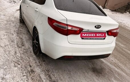 KIA Rio III рестайлинг, 2014 год, 660 000 рублей, 2 фотография