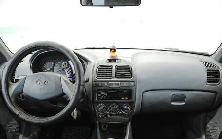 Hyundai Accent II, 2004 год, 350 000 рублей, 5 фотография