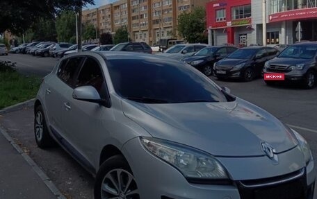 Renault Megane III, 2013 год, 600 000 рублей, 3 фотография