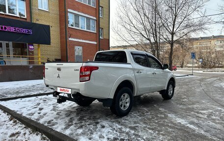 Mitsubishi L200 IV рестайлинг, 2017 год, 1 970 000 рублей, 7 фотография