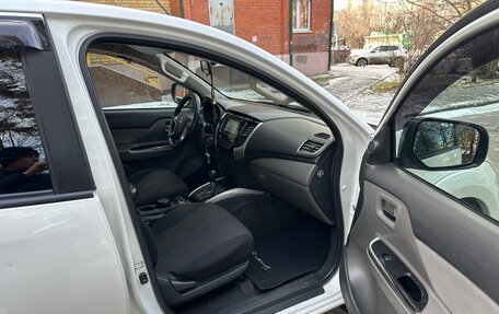 Mitsubishi L200 IV рестайлинг, 2017 год, 1 970 000 рублей, 14 фотография