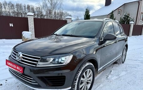 Volkswagen Touareg III, 2015 год, 2 349 000 рублей, 6 фотография