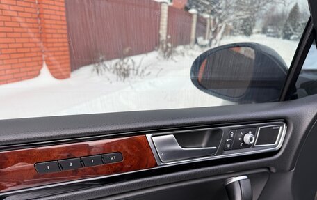 Volkswagen Touareg III, 2015 год, 2 349 000 рублей, 23 фотография