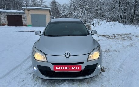 Renault Megane III, 2012 год, 730 000 рублей, 2 фотография