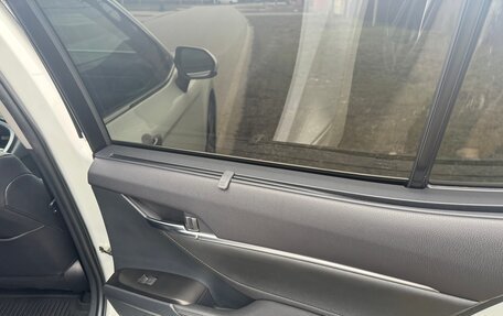 Toyota Camry, 2022 год, 6 200 000 рублей, 10 фотография