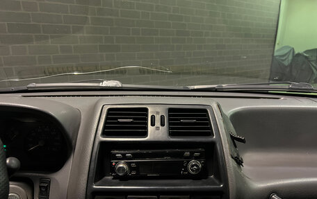 Nissan Terrano II рестайлинг, 1998 год, 350 000 рублей, 3 фотография