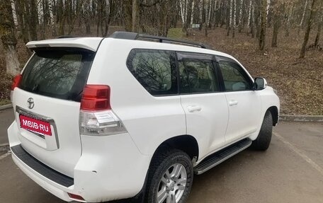 Toyota Land Cruiser Prado 150 рестайлинг 2, 2013 год, 3 349 000 рублей, 5 фотография