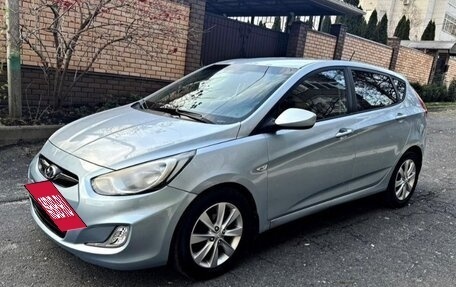 Hyundai Solaris II рестайлинг, 2012 год, 727 000 рублей, 5 фотография