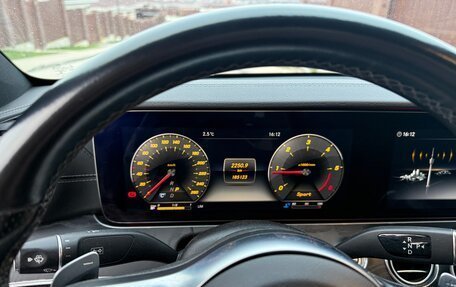 Mercedes-Benz E-Класс, 2018 год, 2 900 000 рублей, 5 фотография