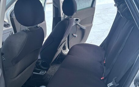 Ford Focus IV, 2003 год, 240 000 рублей, 16 фотография