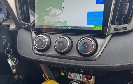 Toyota RAV4, 2013 год, 1 800 000 рублей, 10 фотография