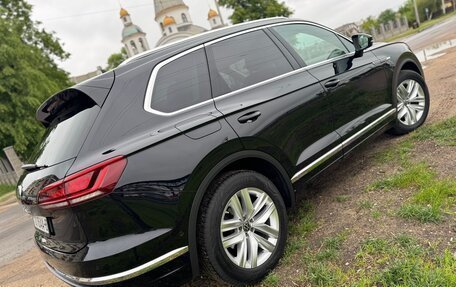 Volkswagen Touareg III, 2022 год, 7 000 000 рублей, 7 фотография