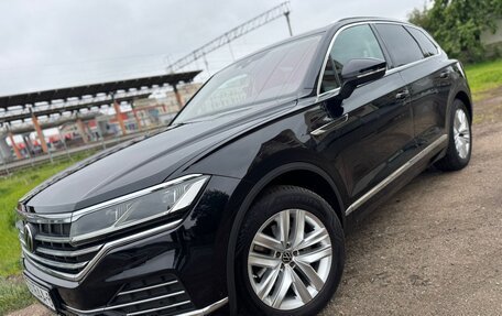 Volkswagen Touareg III, 2022 год, 7 000 000 рублей, 2 фотография