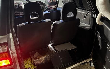 Toyota RAV4, 1997 год, 7 фотография